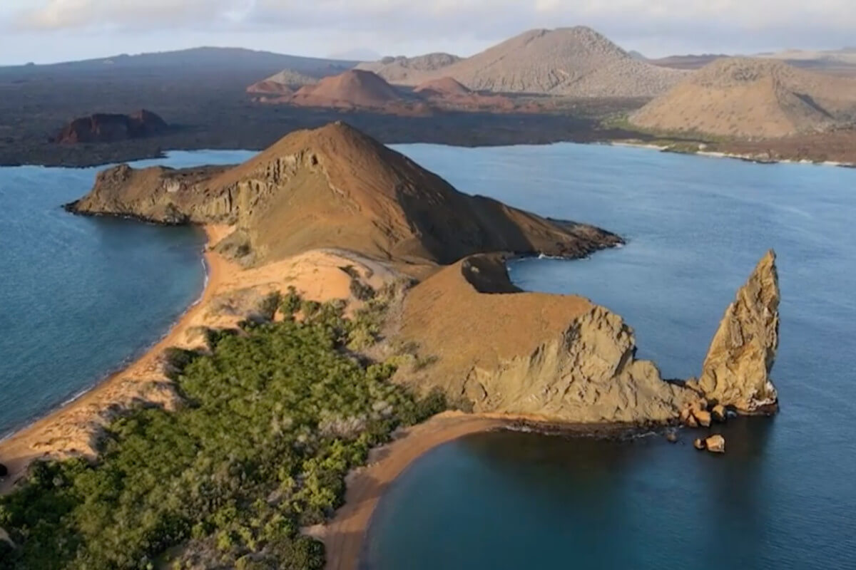 Galapagos land formations