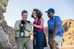 National Geographic Photo instructor shows cruise guests tips in taking memorable photos