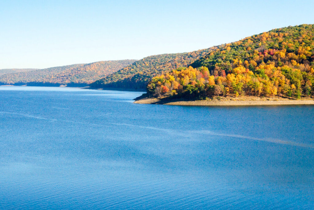 Great Lakes cruising during fall foliage