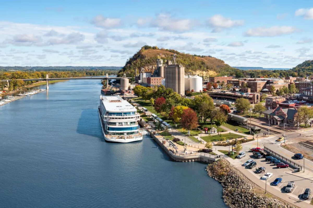 The Viking Mississippi dock in a port on the Mississippi River