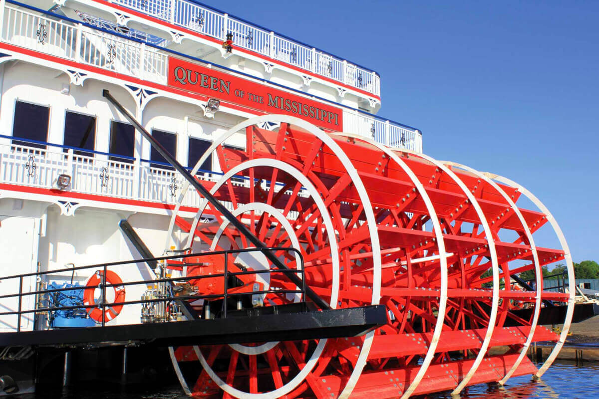 Queen of the Mississippi Paddlewheel