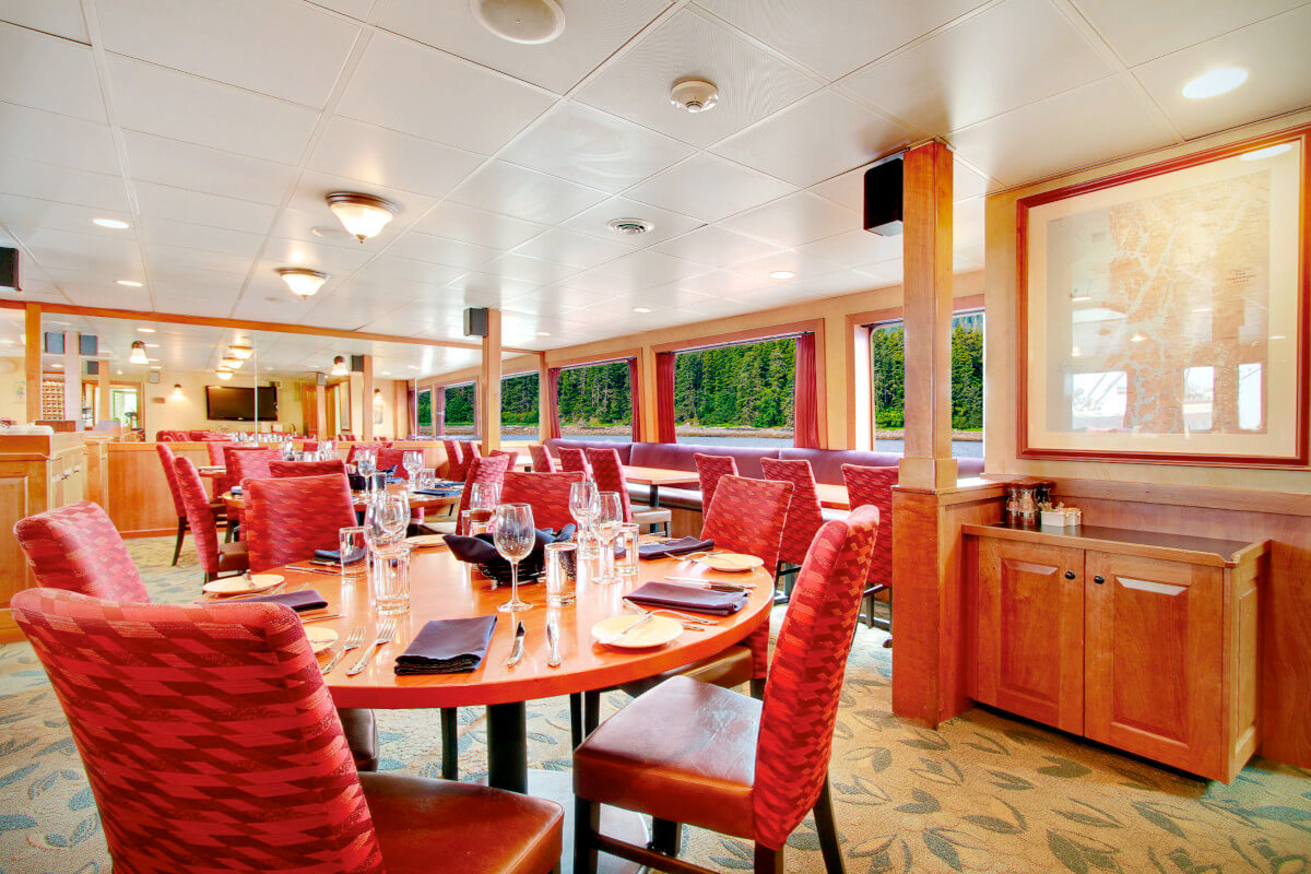 Dining room aboard Safari Explorer